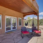 Casa Al Reves Pueblo-Style House With Views!