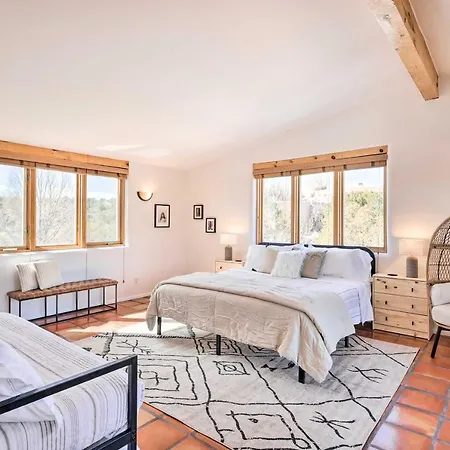 Holiday home 'casa Al Reves' Pueblo-style House With Views! Santa Fe