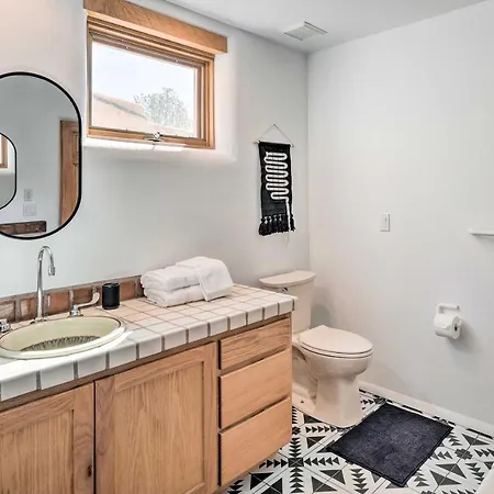 'casa Al Reves' Pueblo-style House With Views! * Santa Fe