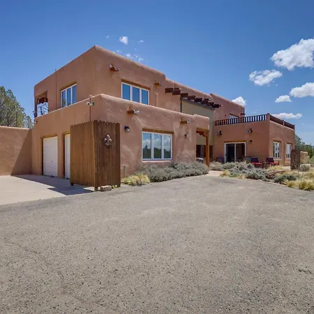 'casa Al Reves' Pueblo-style House With Views! Santa Fe